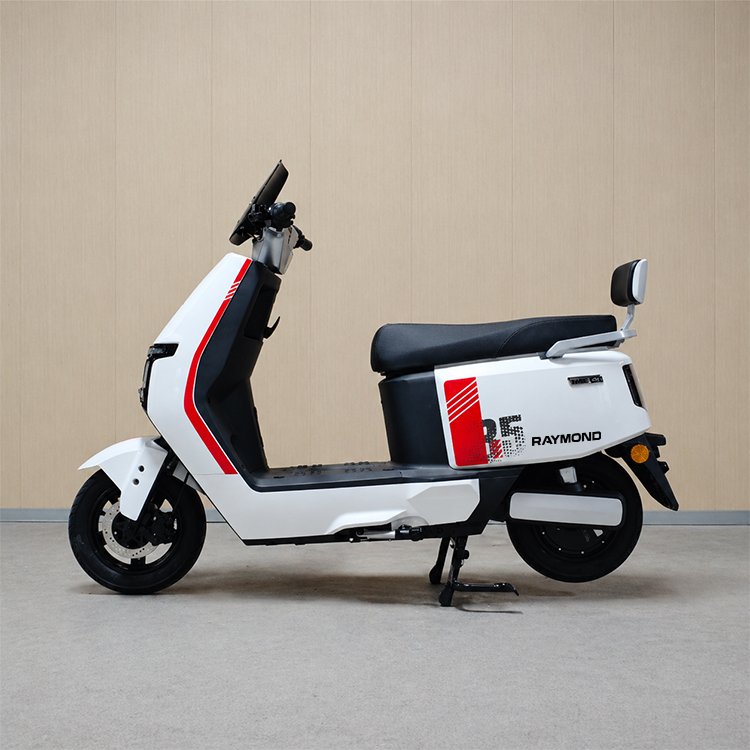 G35 white‑red modern city electric scooter 800W 72V32AH front disc rear drum brake CKD wholesale export