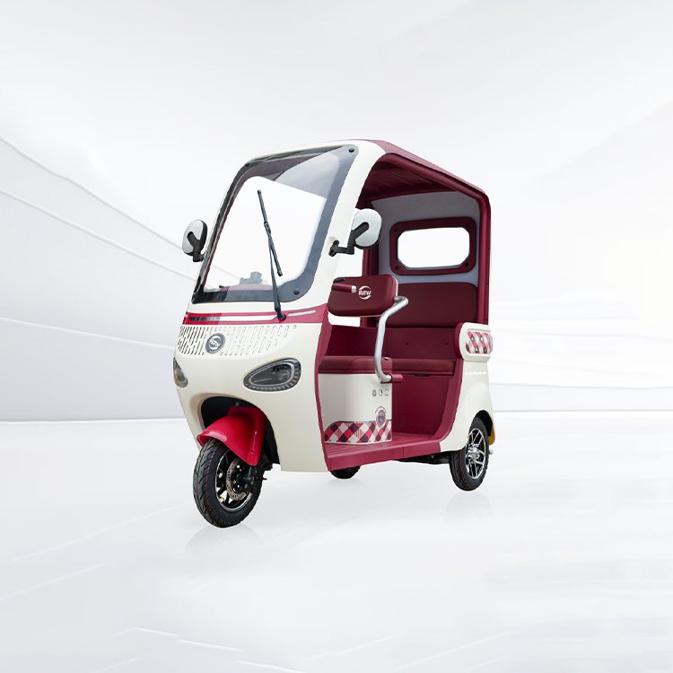 D17 disc‑brake version enclosed cabin electric passenger tricycle cream‑burgundy 3‑wheel electric vehicle